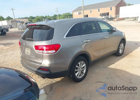 2016 Kia Sorento 2.4L Lx z USA, uszkodzony, nr VIN 5XYPGDA36GG068477